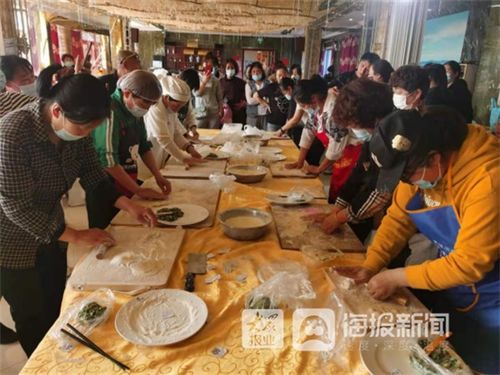 長島成功舉行餐飲服務(wù)標準化制作培訓(xùn)與技藝競賽暨山東省城市服務(wù)技師學院鄉(xiāng)村振興工作站長島授牌儀式